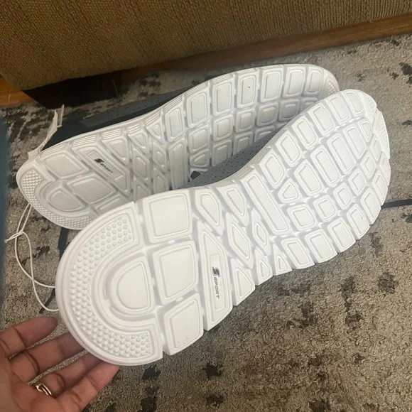Sports by sketchers memory foam size 13 new with tags - Picture 8 of 13